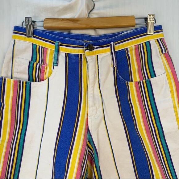 SoStanza Contemporary Apparel Vintage Shorts Women Size 9/10 White Multi Stripe - Picture 2 of 10